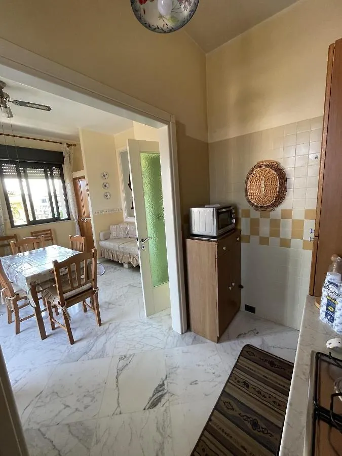Geltrude Apartment Avola
