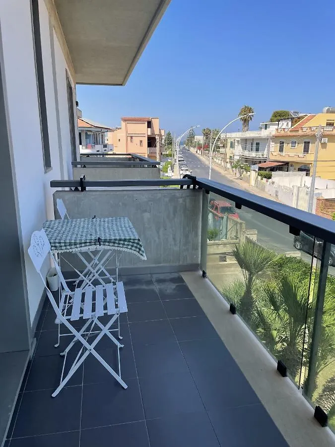 Geltrude Apartment Avola