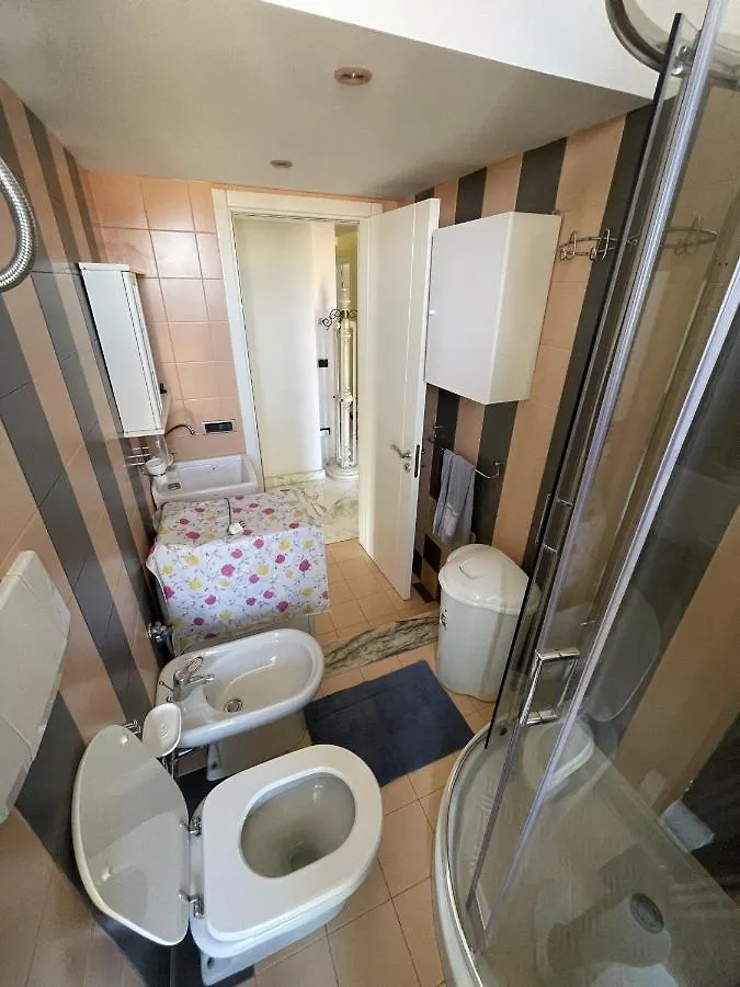 Geltrude Apartment Avola